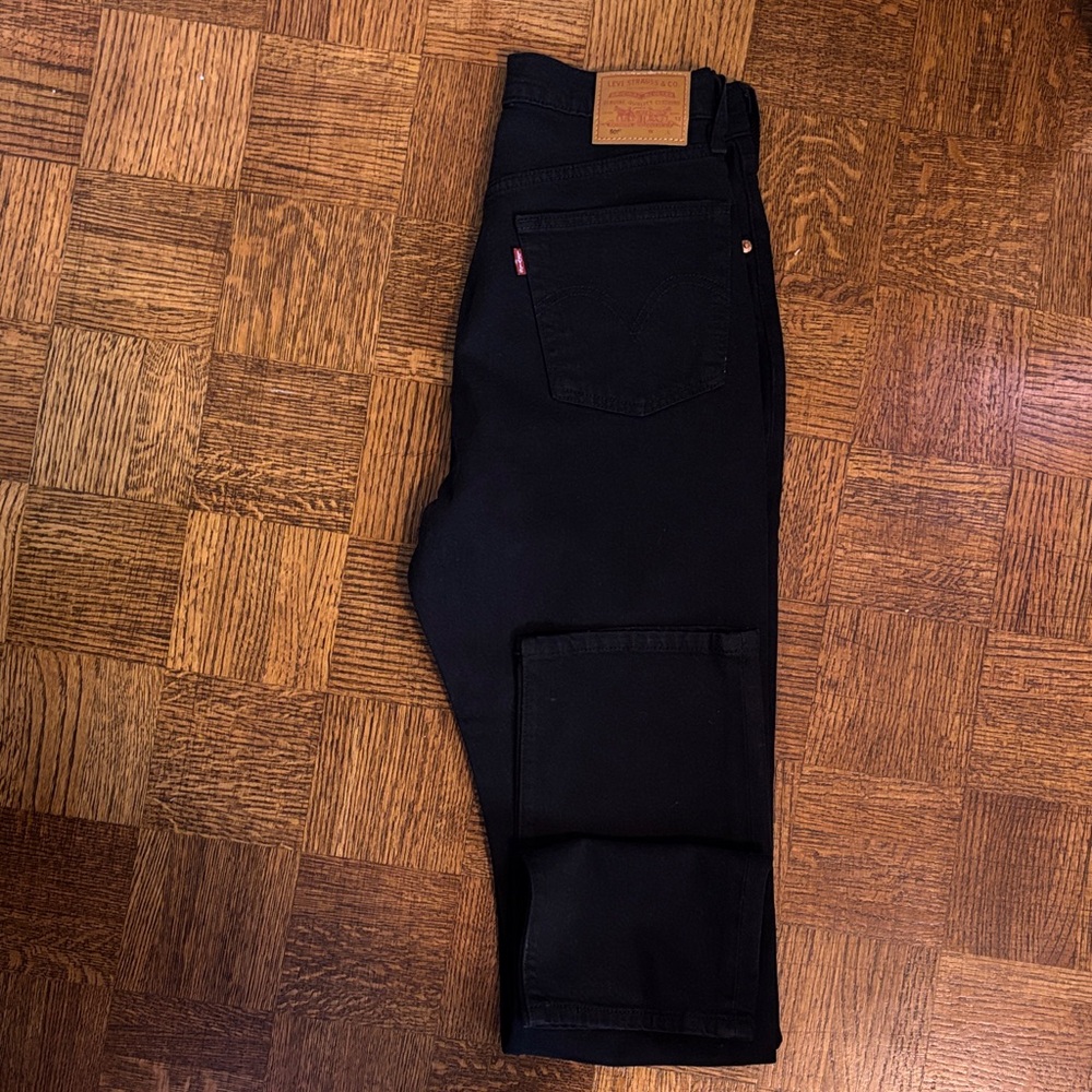 Levi's Black Straight Leg Women's Jeans